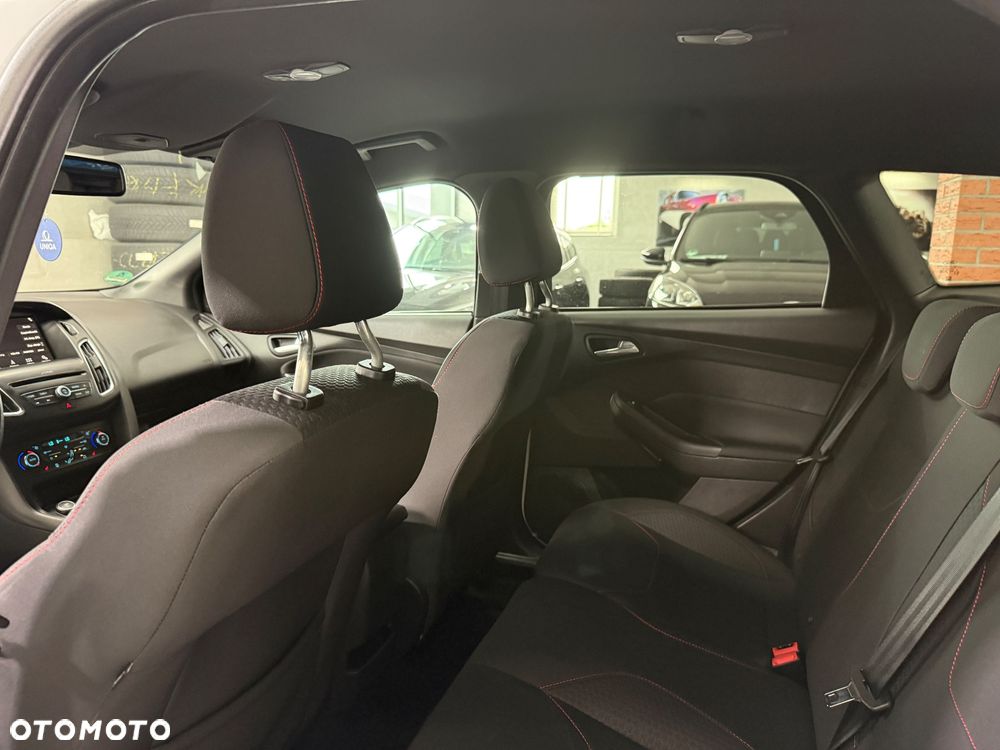 Ford Focus 1.0 EcoBoost ST-Line ASS - 16
