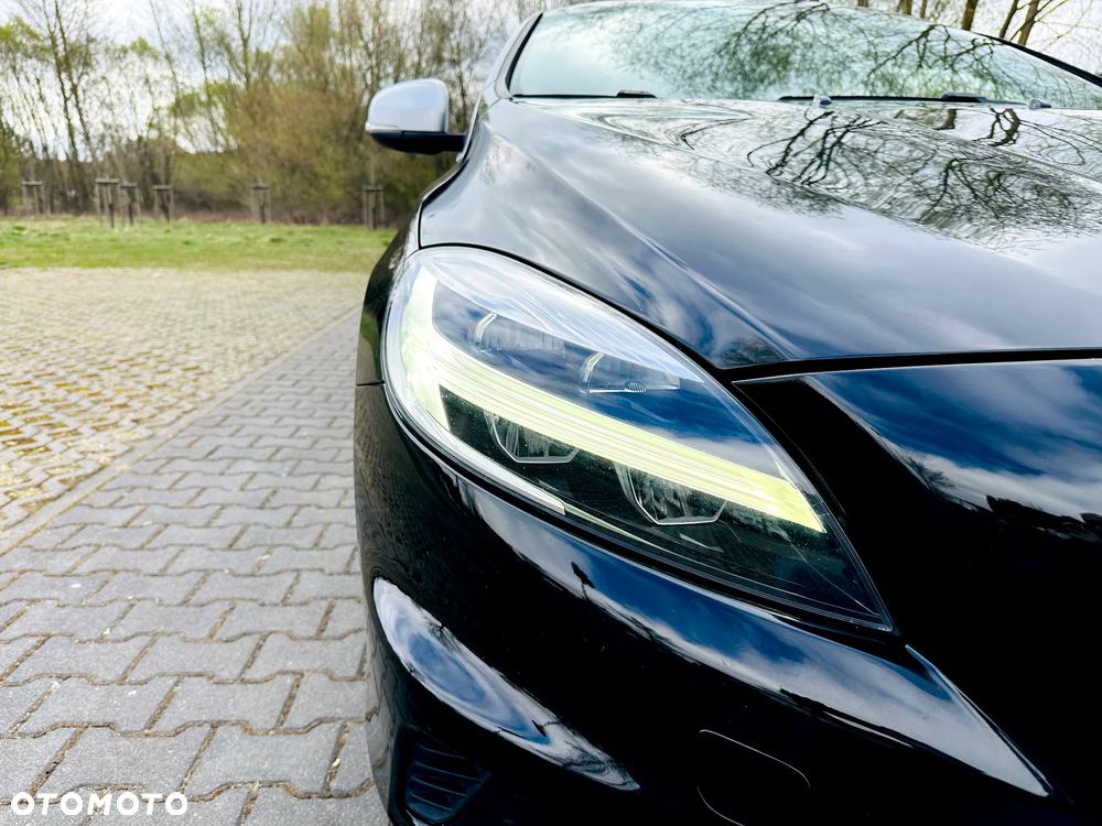 Volvo V40 T3 Drive-E R-Design Momentum - 9