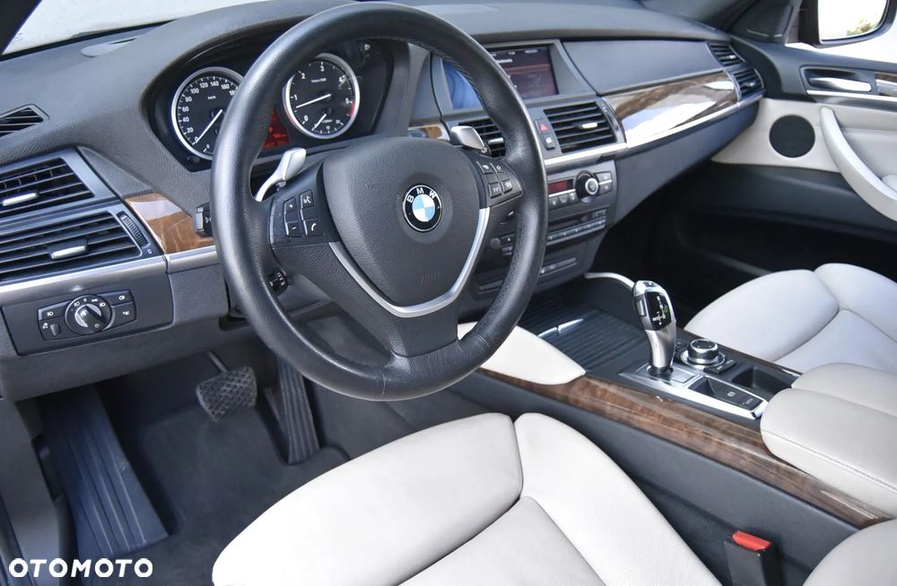 BMW X6 - 22