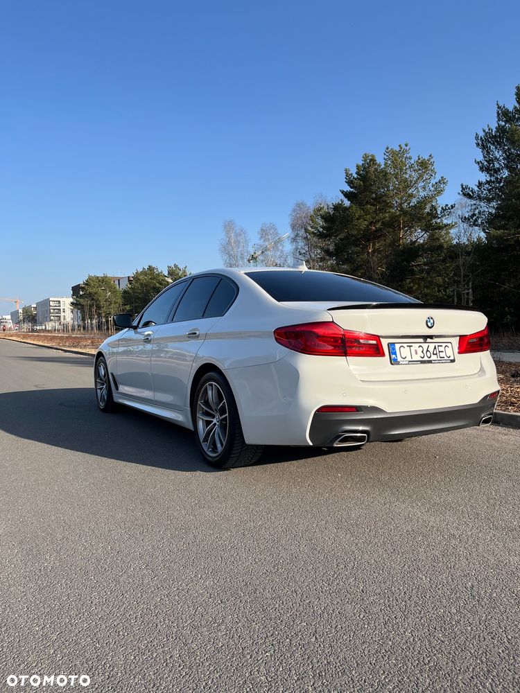 BMW Seria 5 520d M Sport - 1