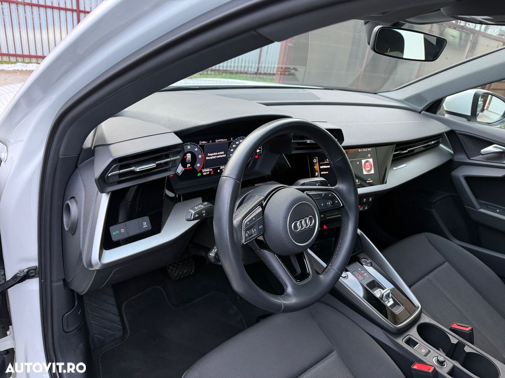 Audi A3 35 TDI S tronic - 14