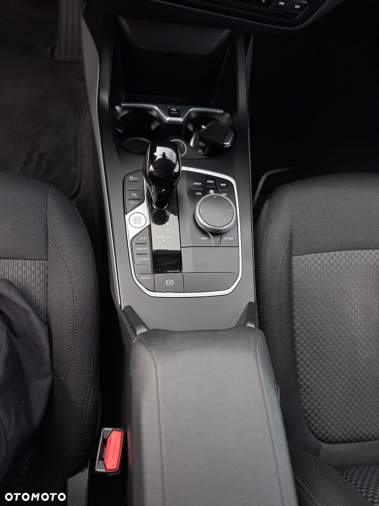 BMW Seria 1 118i Sport Line - 27