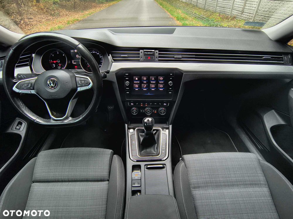 Volkswagen Passat - 7
