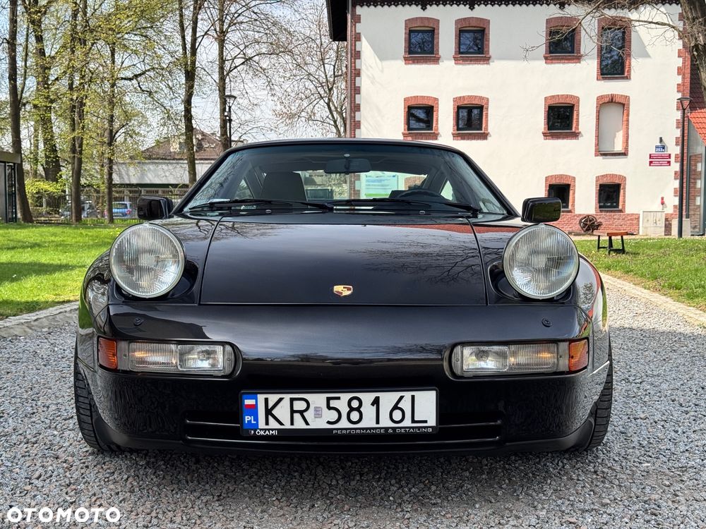 Porsche 928 - 3
