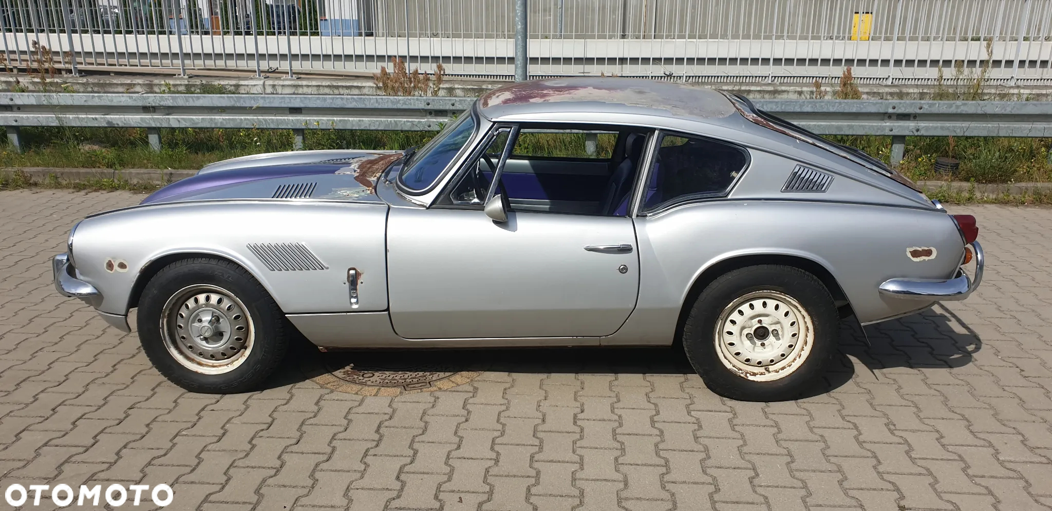 Triumph Inny - 3