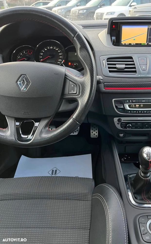 Renault Megane ENERGY dCi 130 GT LINE - 12