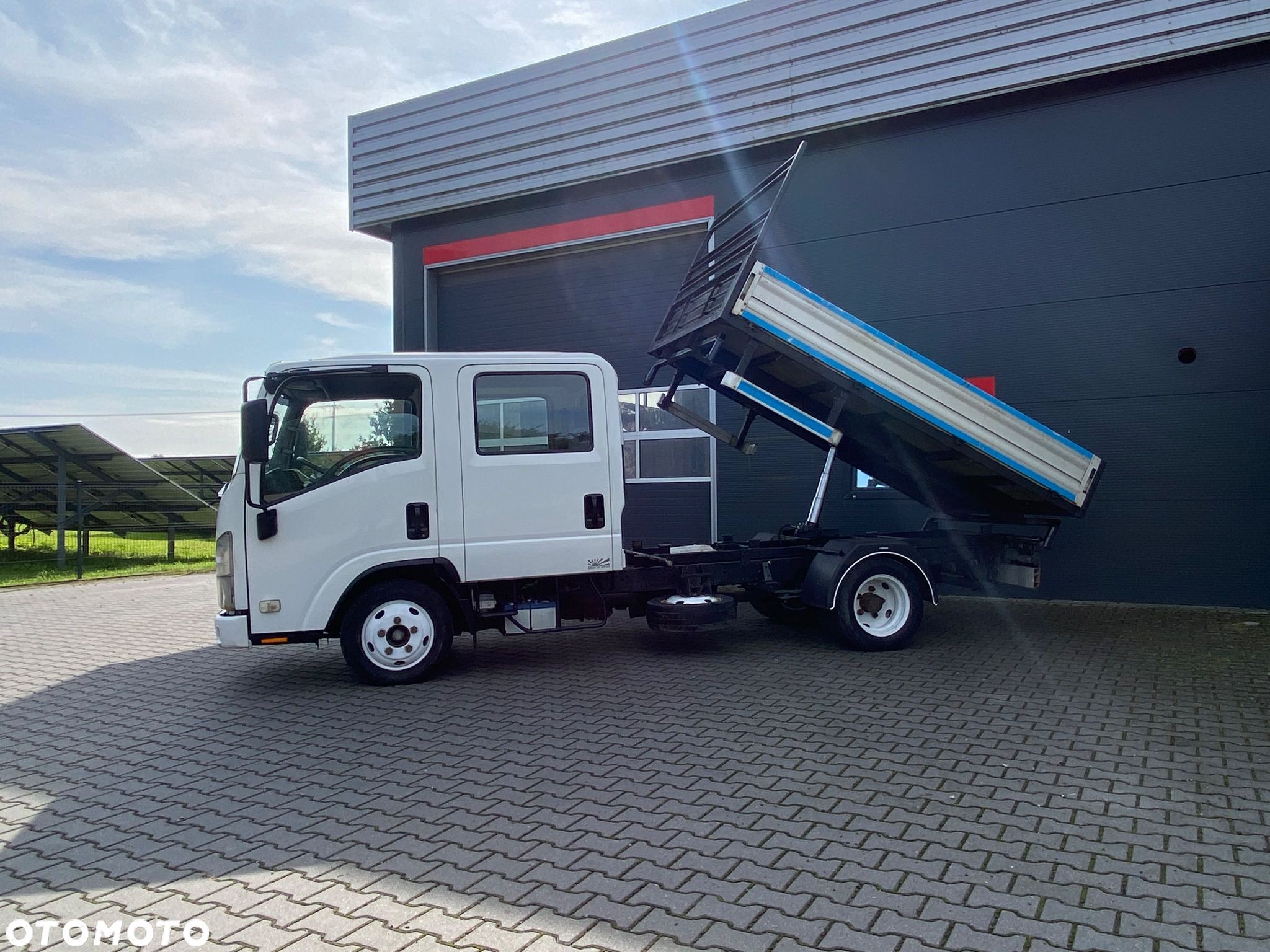 Mitsubishi Fuso - 1