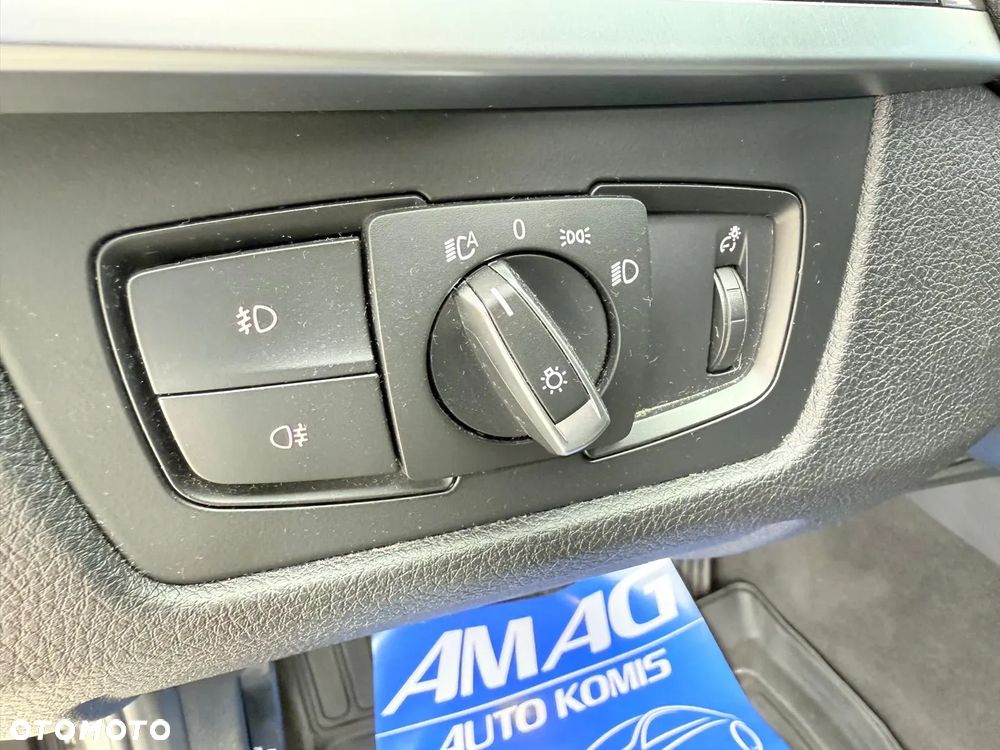 BMW Seria 3 320d Touring - 21