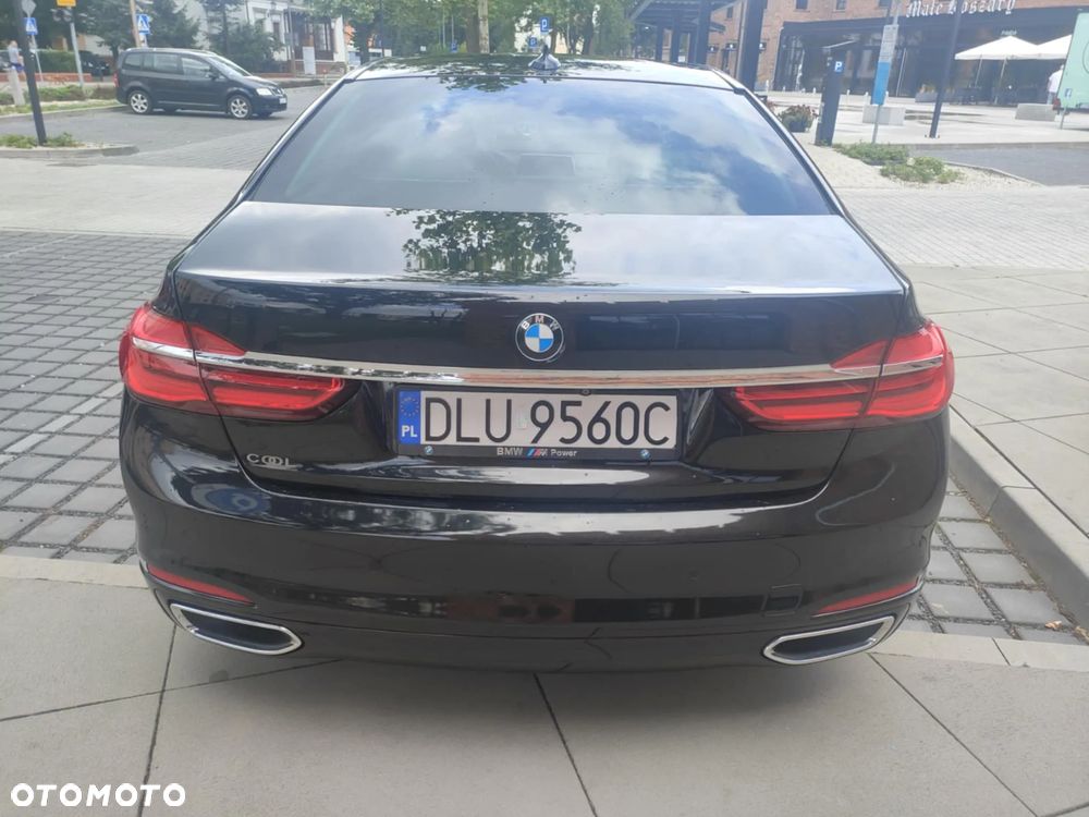 BMW Seria 7 730d xDrive - 29