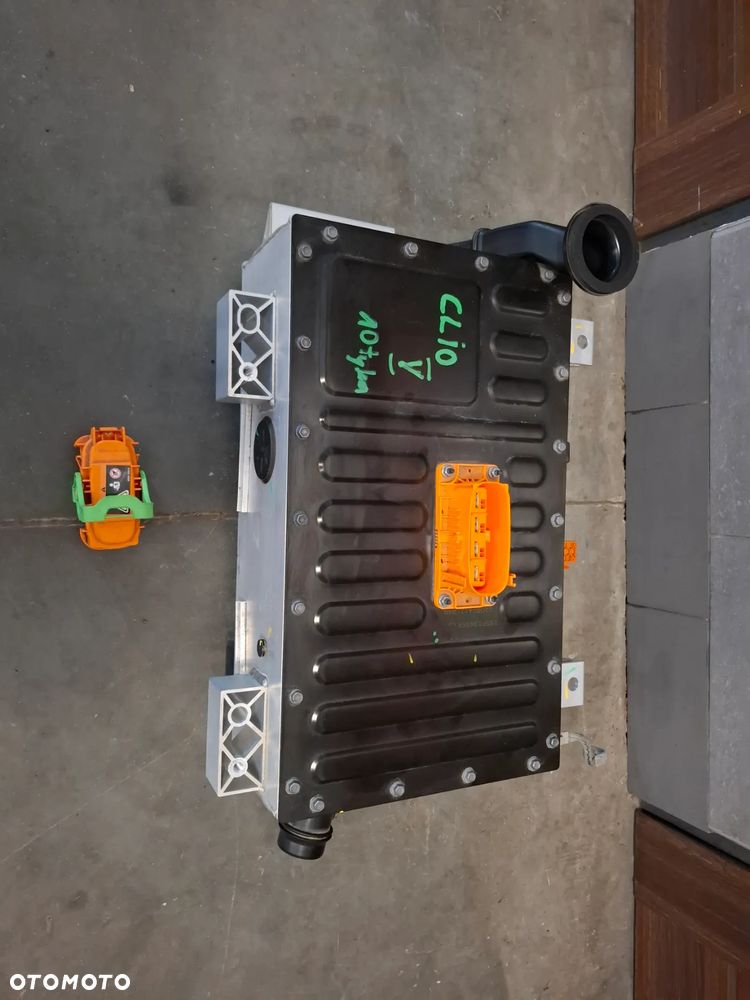 Bateria akumulator Renault Clio V 2022 rok 1,6 E-tech nr 295F03455R przebieg 9 tyś km - 1