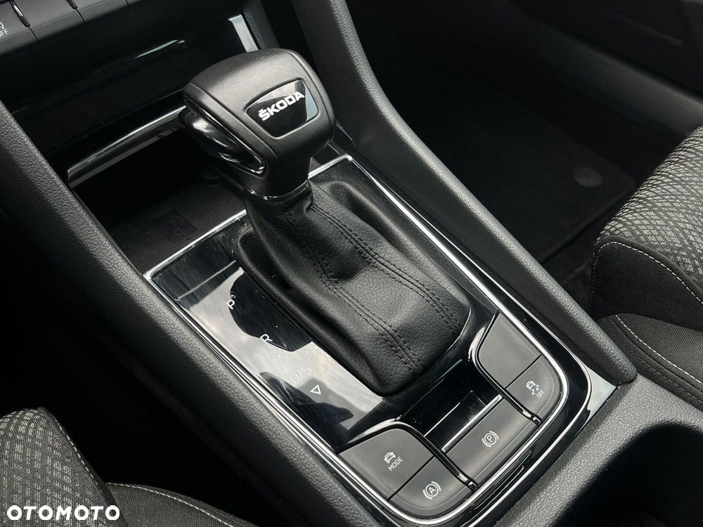 Skoda Karoq 1.5 TSI ACT Style DSG - 28