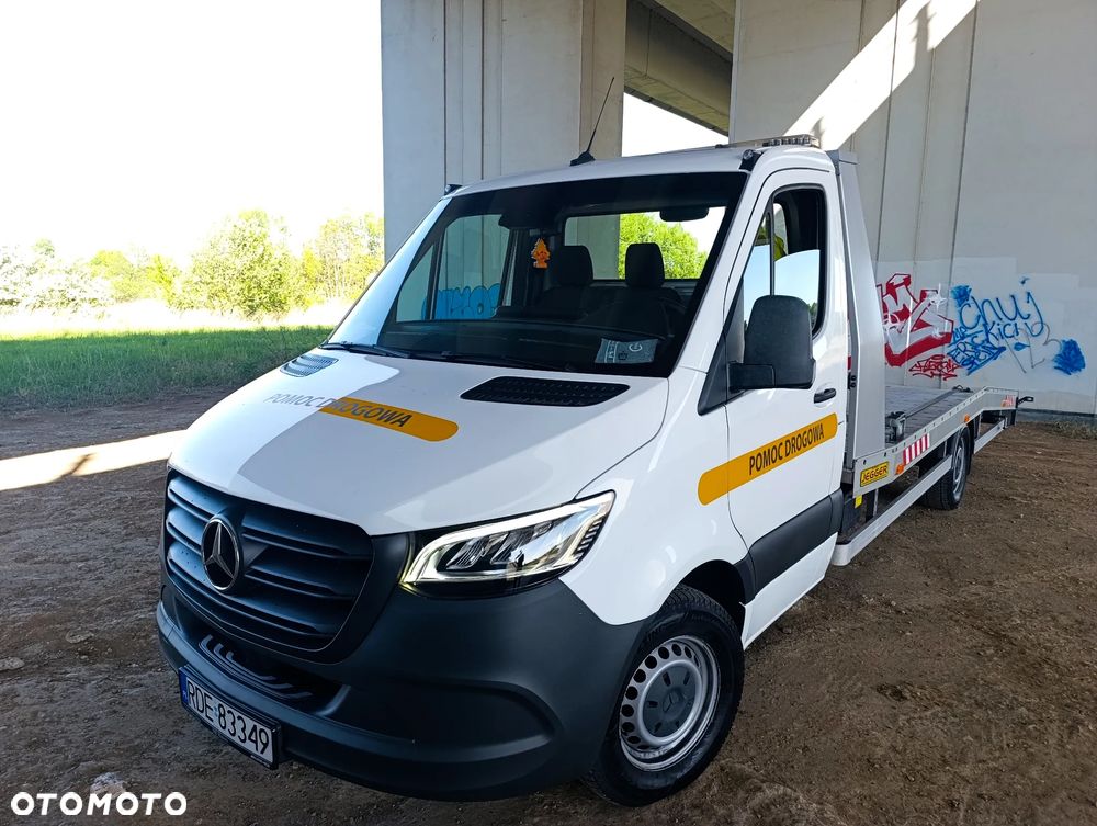 Mercedes-Benz Sprinter - 1