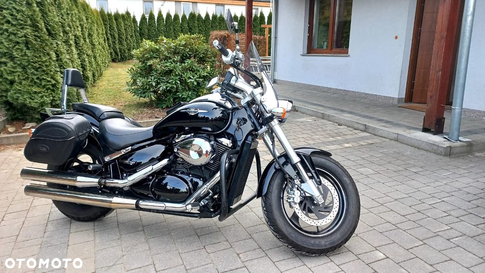 Suzuki Intruder - 2