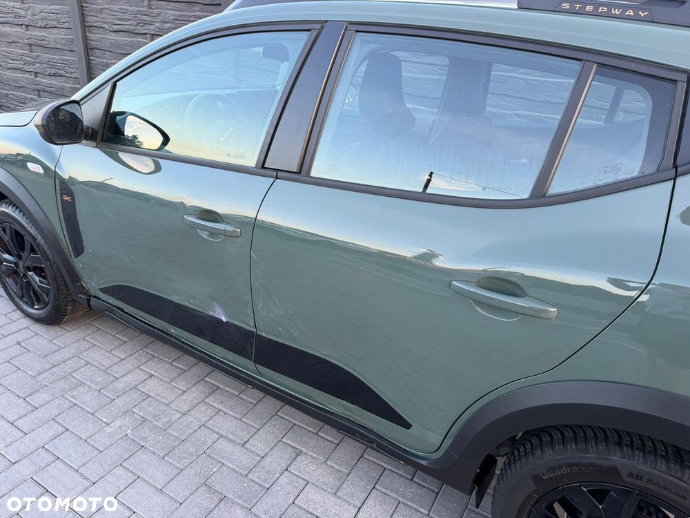 Dacia Sandero Stepway TCe 90 Essential - 28