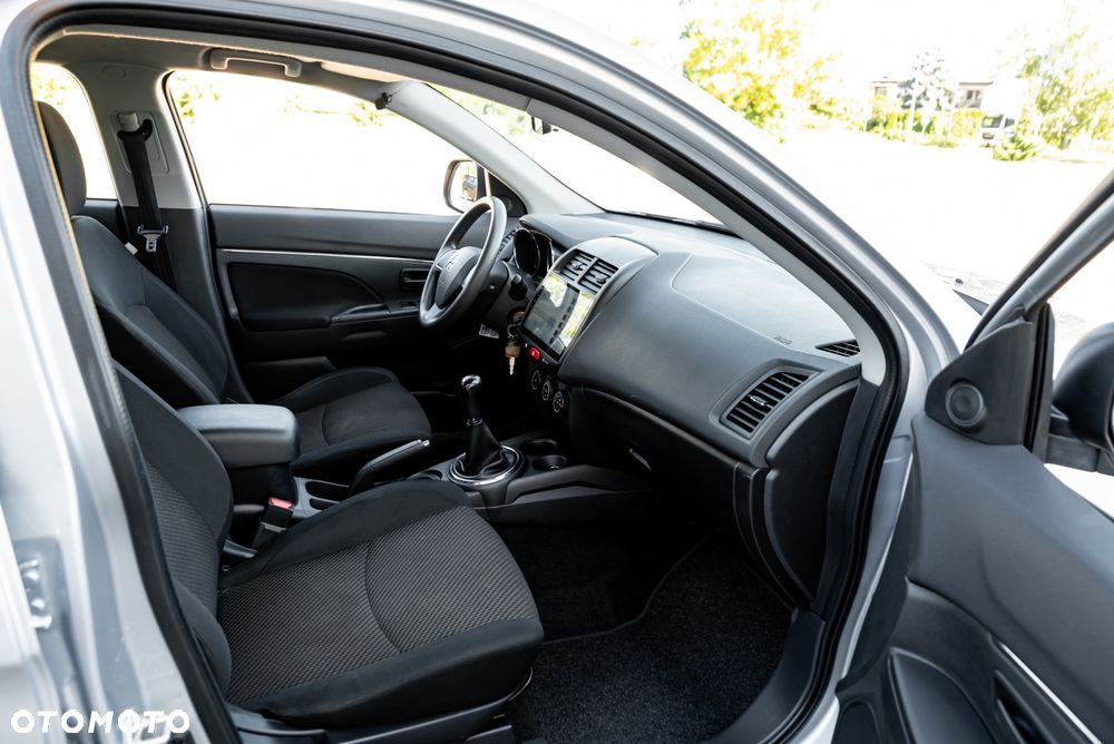 Mitsubishi ASX 1.6 2WD Comfort Edition - 24