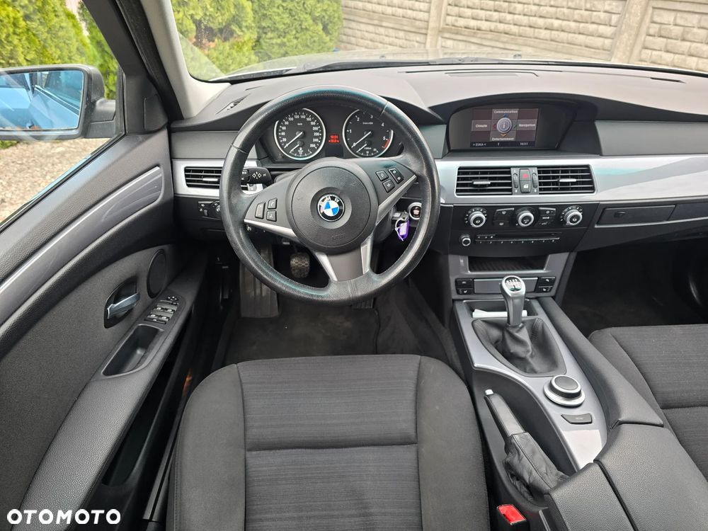 BMW Seria 5 520d Special Edition - 24