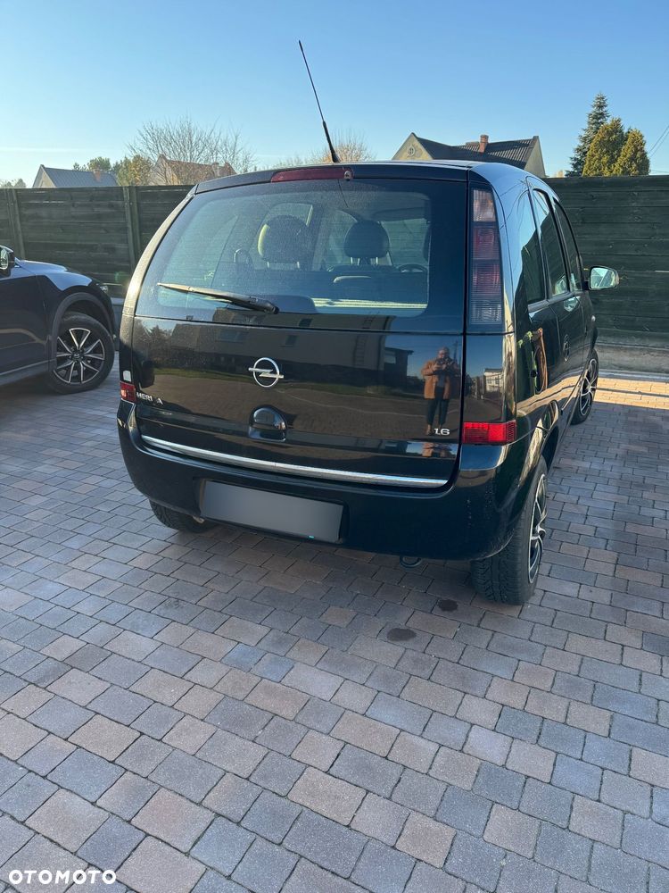 Opel Meriva 1.6 Essentia MTA - 10