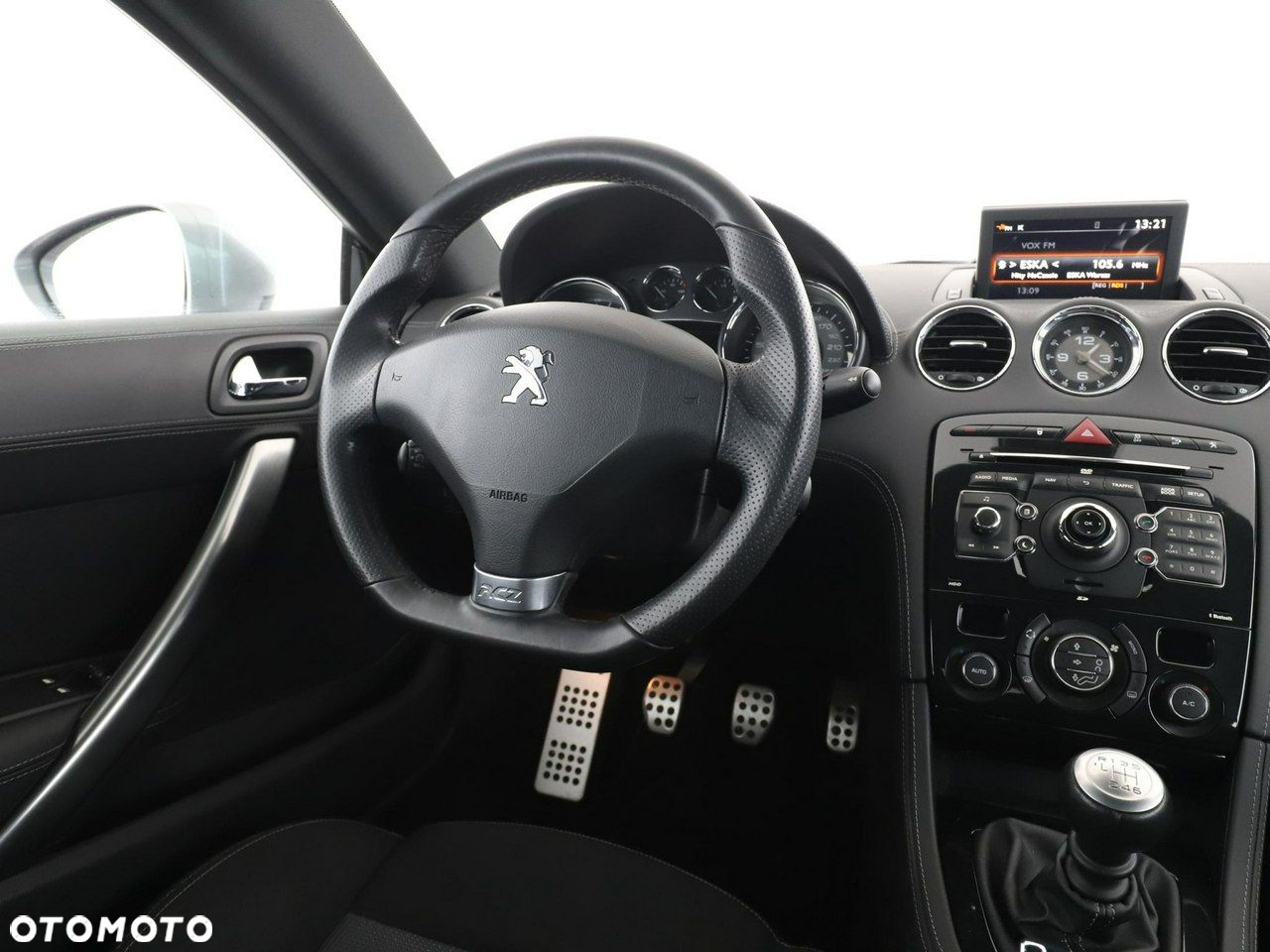 Peugeot RCZ 1.6 200 THP - 16