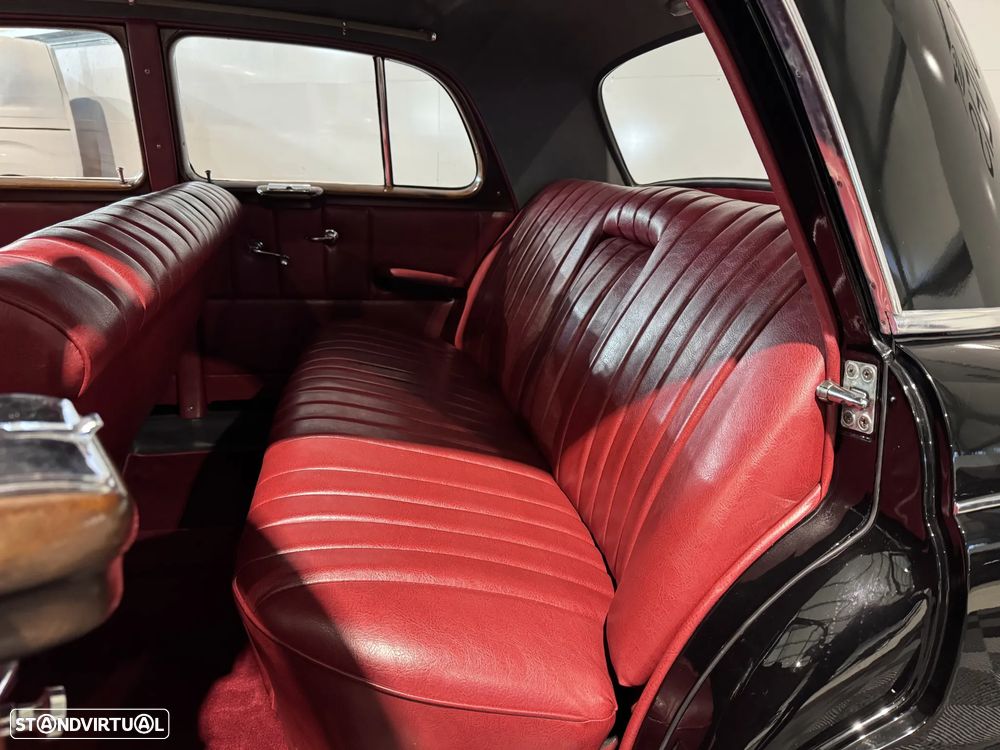 Mercedes-Benz MB180 - 23