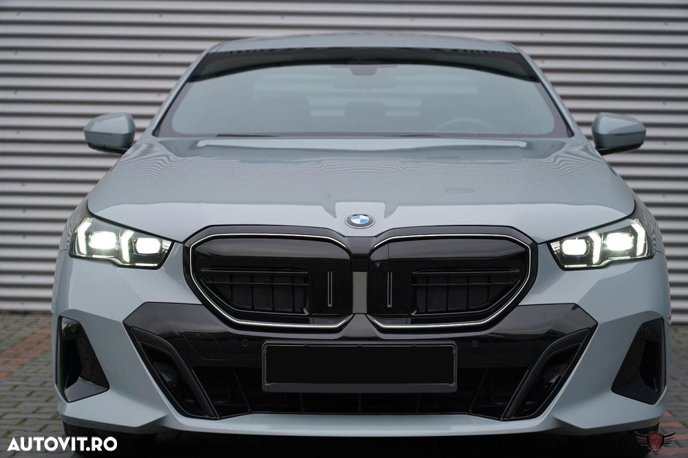 BMW Seria 5 520d xDrive Aut. - 2