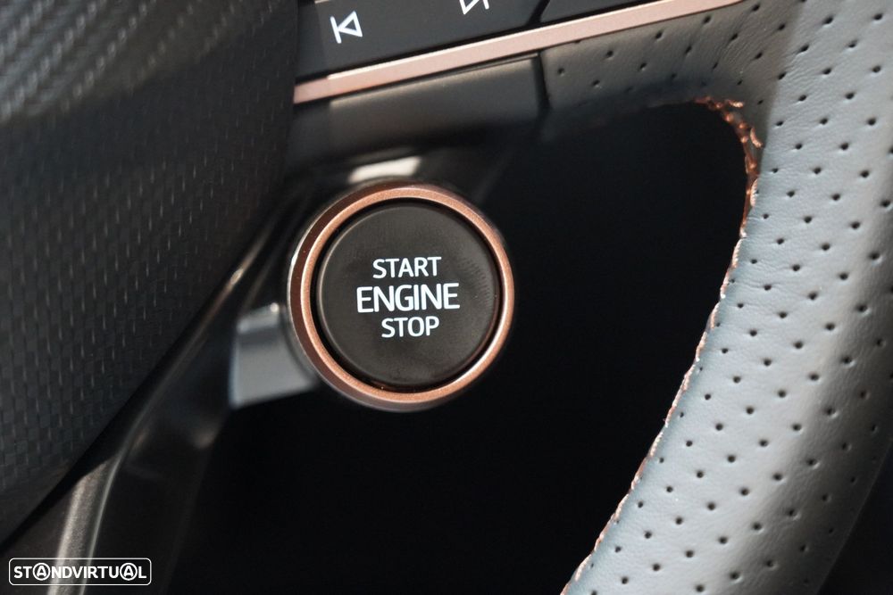 Cupra Formentor 1.5 eTSI DSG - 37