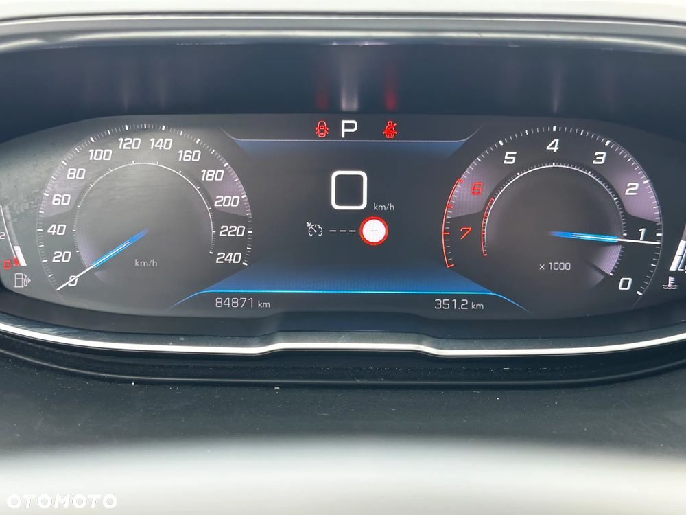 Peugeot 5008 1.2 PureTech Active S&S EAT6 - 28