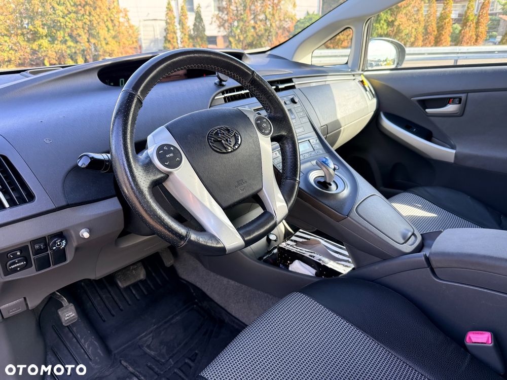 Toyota Prius - 26