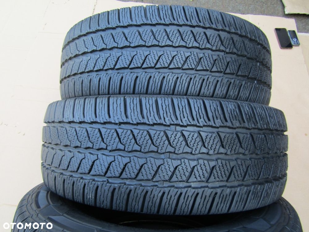 4x Opony 235/65 16 C 16C Continental / 7,5 mm ZIMOWE 235/65/16C - 10