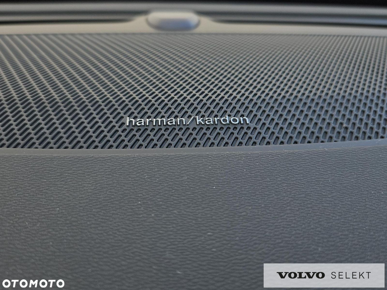 Volvo S60 B5 B AWD Plus Dark - 26