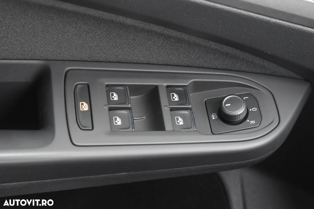 Volkswagen Golf 2.0 TDI 116CP DSG Life - 33