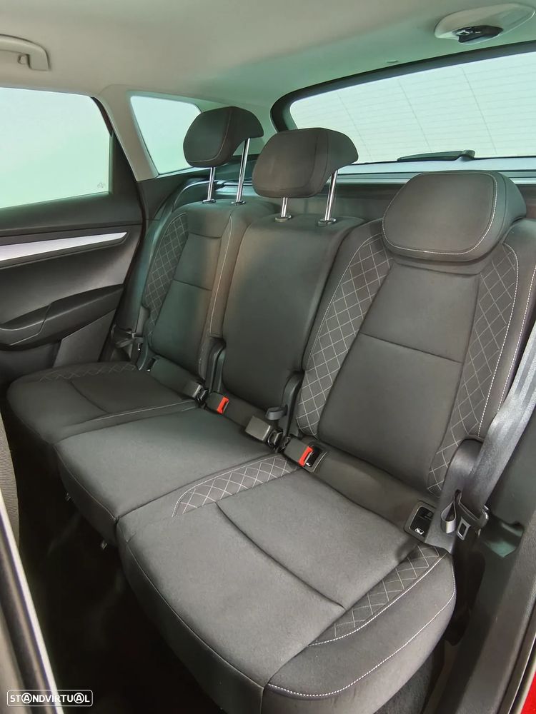 Skoda Karoq 2.0 TDI Ambition - 32