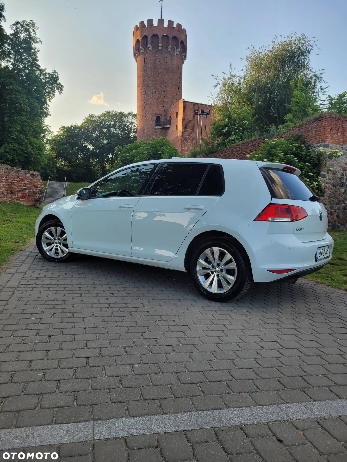 Volkswagen Golf 1.6 TDI BlueMotion Technology Comfortline - 3