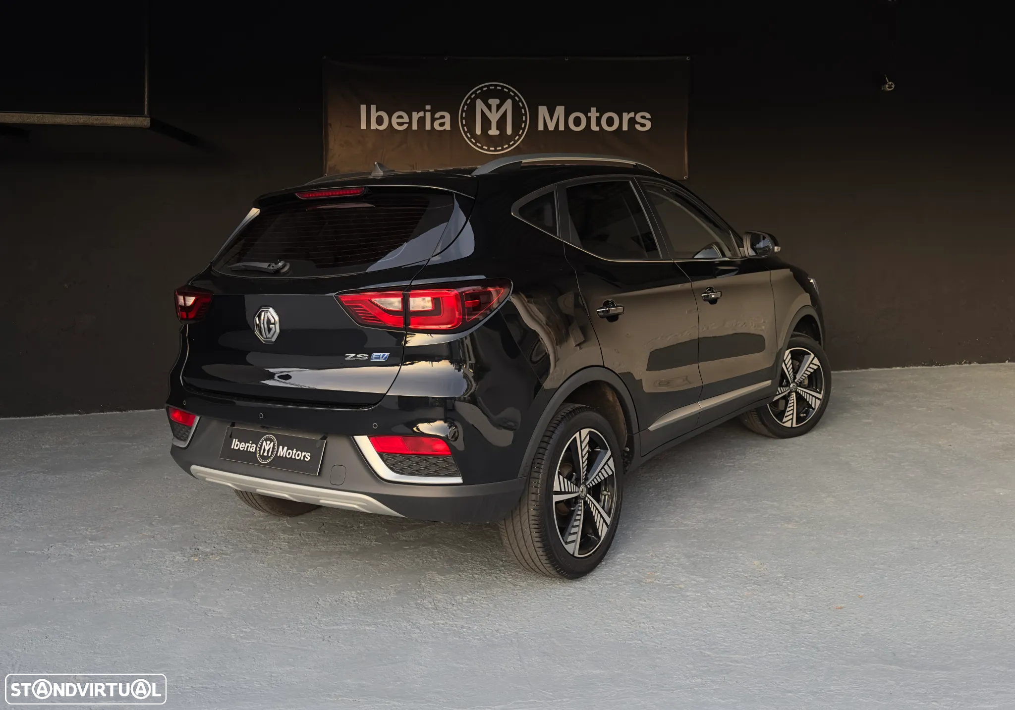 MG ZS EV 44.5 kWh Luxury - 9