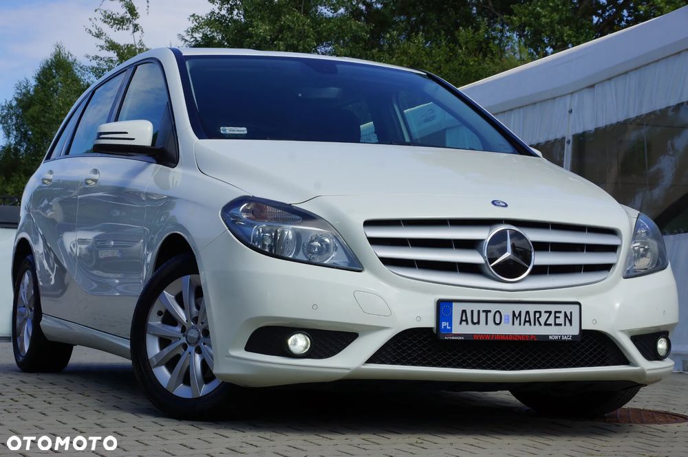 Mercedes-Benz Klasa B 220 4-Matic - 1