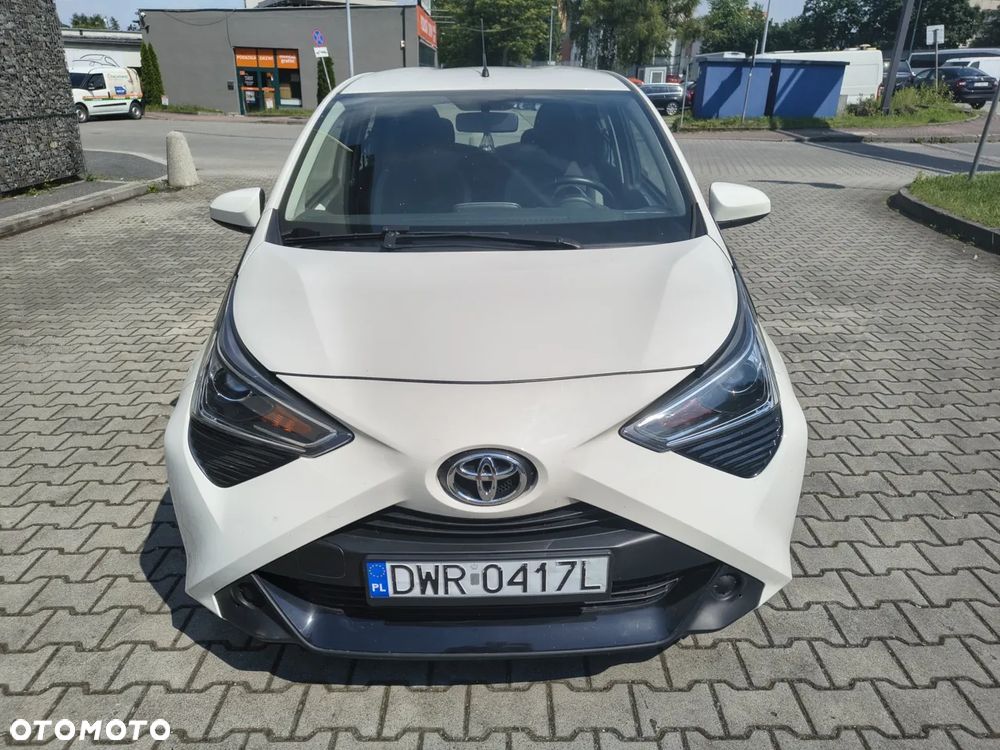 Toyota Aygo x-play - 6