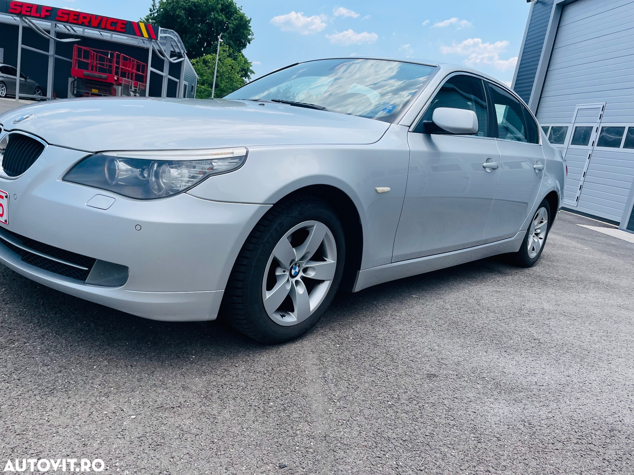 BMW Seria 5 520d Aut. Edition Lifestyle - 3