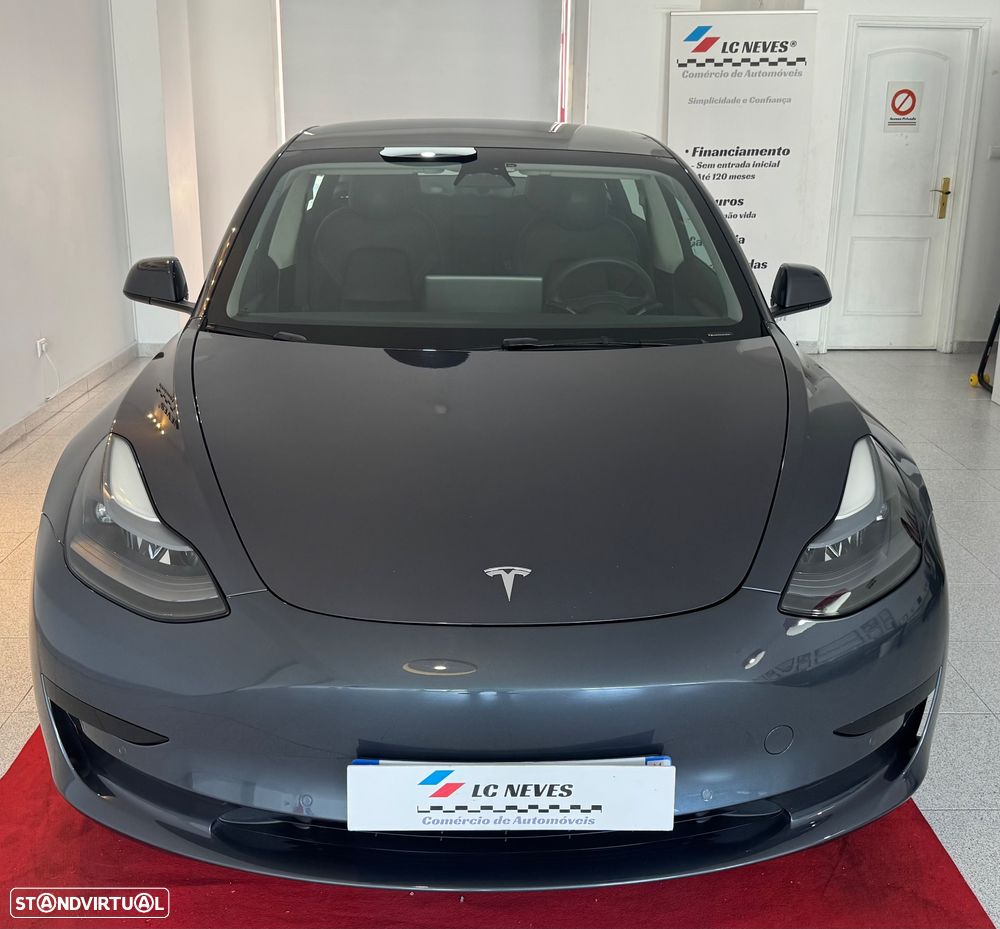 Tesla Model 3 Long Range Tração Traseira - 3