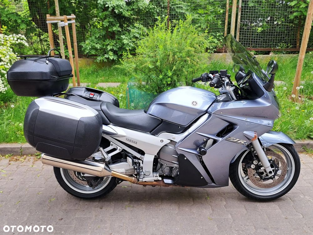 Yamaha FJR - 2