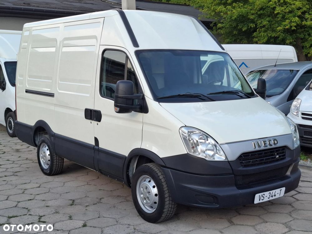 Iveco Daily 35S13 L2H2 ŚREDNIAK Klima HAK 3500KG - 3