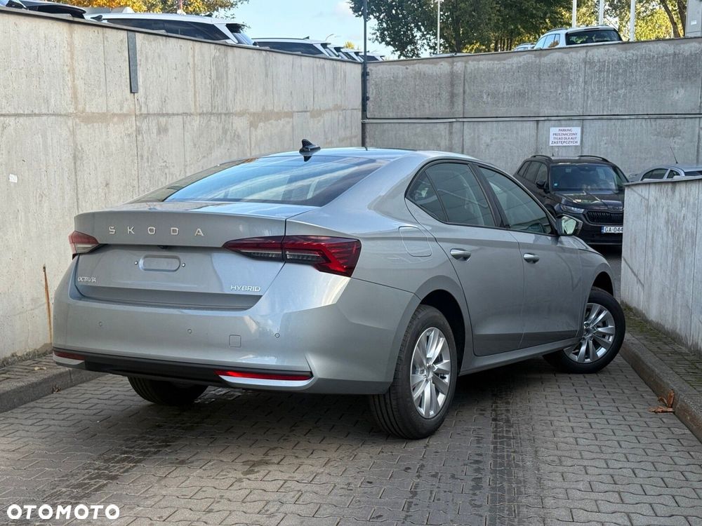 Skoda Octavia 2026 photo 4