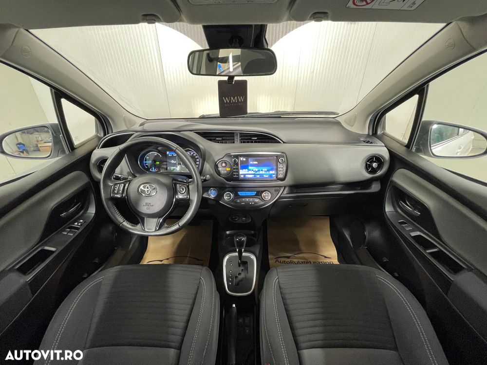 Toyota Yaris 1.5 VVT-i HSD Active - 7