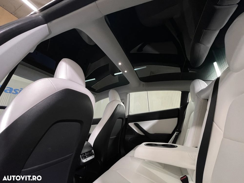 Tesla Model 3 Long Range Dual Motor 4WD - 13