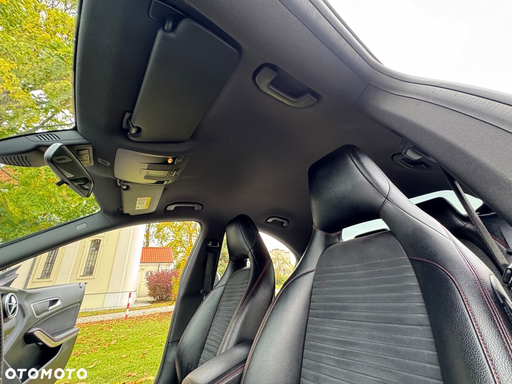 Mercedes-Benz CLA - 23