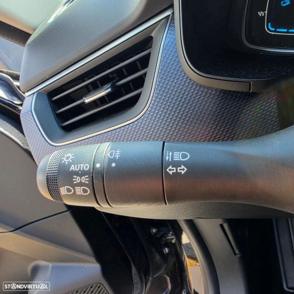 Renault Arkana 1.6 E-Tech Full Hybrid Evolution — fotografia 14