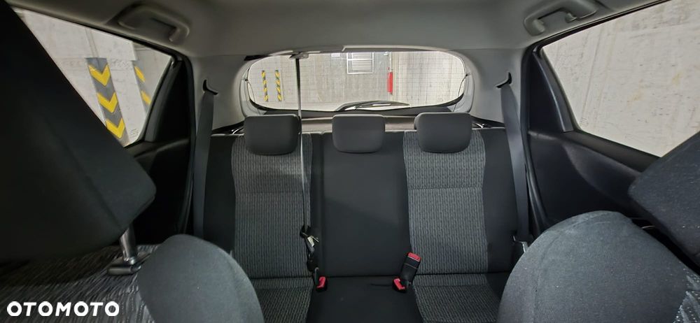 Toyota Yaris 1.0 Life - 19