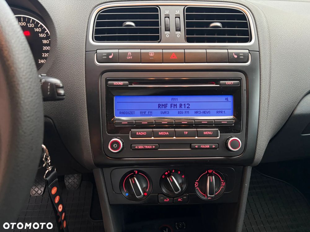 Volkswagen Polo 1.2 TSI Blue Motion Technology Comfortline - 25