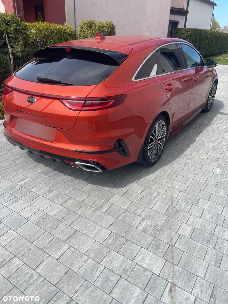 Kia ProCeed 1.6 T-GDI GT DCT - 1