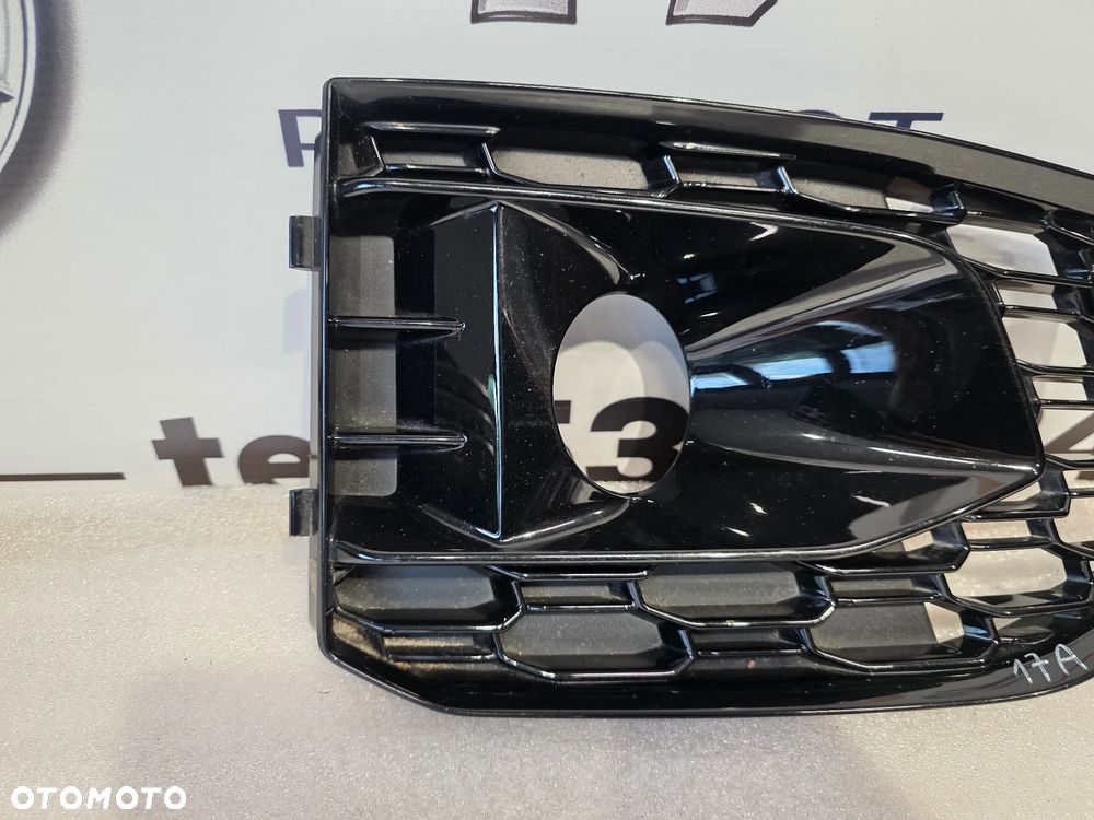 AUDI RS5 8W6 LEWA / PRAWA KRATKA BOCZNA ZDERZAKA PRZEDNIEGO PRZÓD NR 8W6807682Q / 8W6807681Q NR AUKCJI KB17 - 3