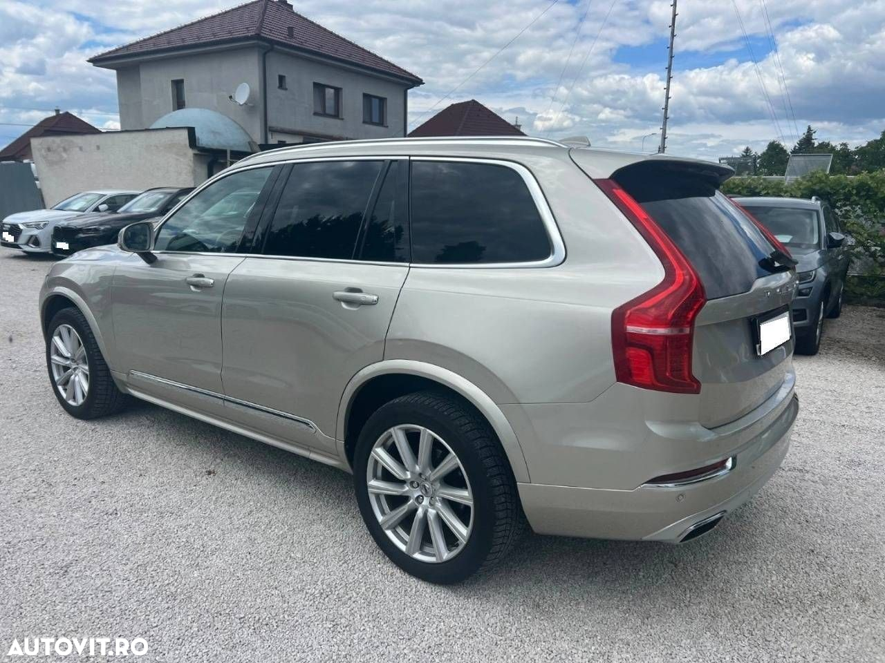 Volvo XC 90 - 3