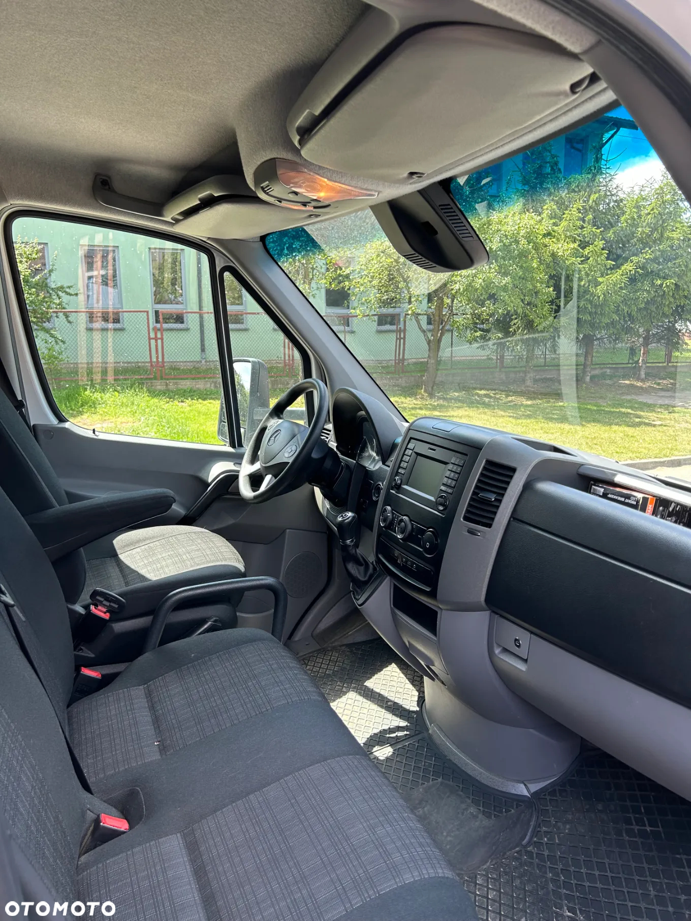 Mercedes-Benz Sprinter 516 - 10